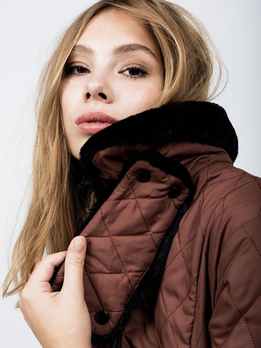 Red/Brown